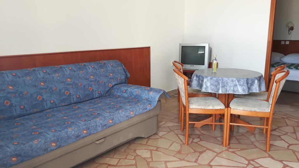 Apartments Mladina Mimice Exterior foto